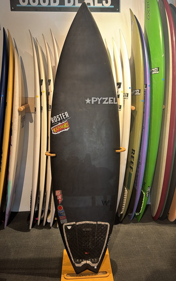 Highline Carbon 5'9 x 18 13/32 X 2 3/8 - 25.6 L - Swalllow Tail