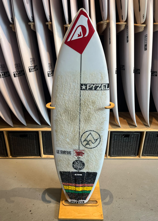 RED TIGER GROM - 4'9 X 16 3/4" X 2" - 16,75L